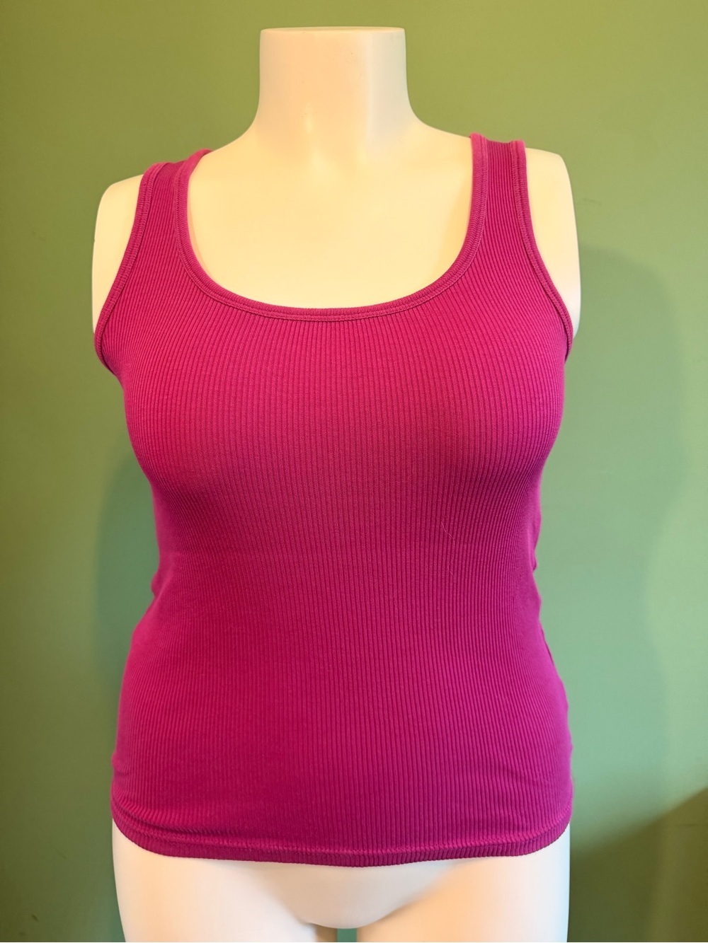 Women’s Ribbed Scoop Neck Tank Top - Magenta